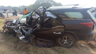 Photo of पालघर में भीषण सड़क हादसा, अंतरराष्ट्रीय निशानेबाज संभाजी पाटिल की फॉर्च्यूनर के उड़े परखच्चे, मौत