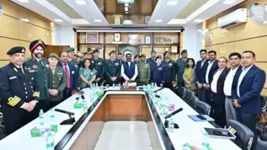 Photo of झारखंड की प्रगति और जन-कल्याणकारी योजनाओं पर राष्ट्रीय रक्षा महाविद्यालय के प्रतिनिधिमंडल ने किया अध्ययन