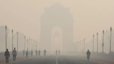 Photo of दिल्ली की हवा फिर हुई ‘खराब’, AQI 300 के करीब; कई इलाकों में स्मॉग की परत