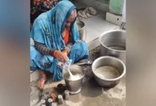 Photo of महोबा: मिड डे मील के दूध में पानी मिलाने और प्रधानाध्यापिका के सोने का वीडियो वायरल, प्रिंसिपल मोनिका सोनी निलंबित