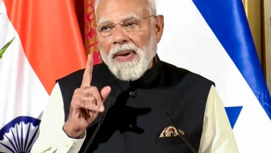 Photo of NCERT किताब विवाद पर पीएम मोदी ने जताई नाराजगी, बोले- ‘बच्चों को क्या पढ़ाया जा रहा, इसका ध्यान रखना ही चाहिए’