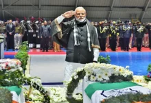 Photo of पीएम मोदी और अन्य नेताओं ने पुलवामा शहीद जवानों को दी श्रद्धांजलि