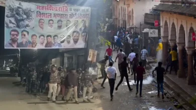 Photo of आरती के लाउडस्पीकर को लेकर विवाद, जबलपुर के सिहोरा में भड़की सांप्रदायिक झड़प,15 से अधिक हिरासत में