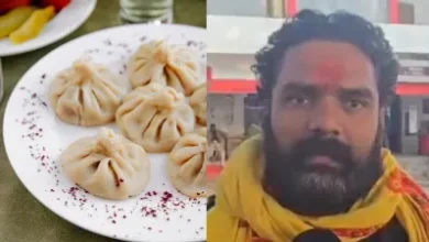 Photo of देवरिया में 7वीं के छात्र ने मोमो खाने के लिए 85 लाख की ज्वैलरी दे दी, दो मोमो विक्रेता हिरासत में