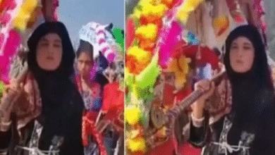 Photo of महाशिवरात्रि पर मुस्लिम महिला ने निकाली कांवड़ यात्रा, शादी की मन्नत पूरी होने पर करेंगी जलाभिषेक