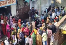 Photo of मथुरा: एक ही परिवार के पांच लोगों ने की आत्महत्या, सुसाइड नोट बरामद