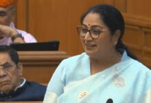 Photo of 9वीं की छात्राओं को साइकिल, छात्रों को लैपटॉप: CM रेखा गुप्ता ने छात्रों के लिए की खास घोषणाएं