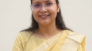 Photo of लखनऊ की अनामिका वाजपेई ने UPPCS में हासिल की 14वीं रैंक, बनीं ACCT अधिकारी
