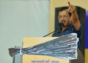 Photo of अरविंद केजरीवाल का गुजरात में बड़ा दावा, महिलाओं को 1000 रुपये देने का किया ऐलान