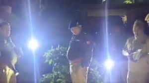 Photo of बहराइच में शख्स ने मां-बाप, दादी, बहन की कुल्हाड़ी से काटकर की हत्या, इस वजह से बन गया हैवान