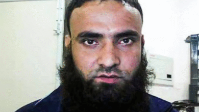 Photo of दिल्ली बॉर्डर पर गिरफ्तार लश्कर आतंकी शब्बीर अहमद लोन ने बड़े राज उगले, कई धार्मिक और कमर्शियल स्थलों की रेकी की थी