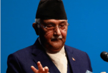 Photo of नेपाल में बड़ी कार्रवाई: पूर्व पीएम केपी शर्मा ओली और पूर्व गृह मंत्री गिरफ्तार, Gen-Z हिंसा मामले में शिकंजा