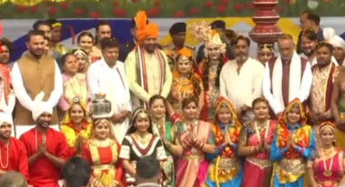 Photo of पंचकूला में 38वें वसंत उत्सव का शुभारंभ, मुख्यमंत्री नायब सिंह सैनी ने किया उद्घाटन