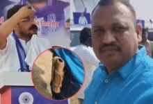 Photo of बाराबंकी में भीम आर्मी प्रमुख चंद्रशेखर आजाद की सुरक्षा में चूक, रिवाल्वर लेकर मंच तक पहुंचा युवक