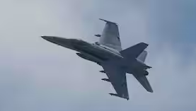 Photo of ईरान का दावा: अमेरिकी F-18 फाइटर जेट मार गिराया, अमेरिका ने बताया झूठ