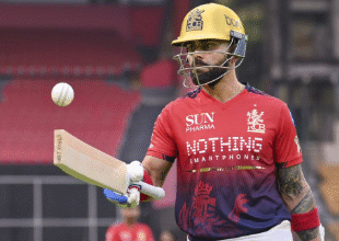 Photo of आईपीएल 2026 से पहले विराट कोहली का नया अवतार, आरसीबी के नेट्स में निभाई मेंटर की भूमिका