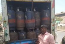 Photo of मुंबई में LPG की कालाबाजारी पर बड़ी कार्रवाई, 451 सिलेंडर और 8 वाहन जब्त