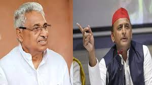 Photo of लखनऊ में नजरबंदी से बच निकले सपा नेता माता प्रसाद पांडेय, दिल्ली-नोएडा बॉर्डर पर रोक की तैयारी