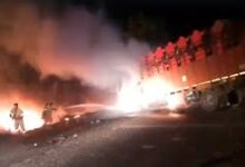 Photo of बहराइच में भीषण सड़क हादसा: ट्रेलर, डीसीएम और पिकअप की टक्कर के बाद आग, दो चालकों की जिंदा जलकर मौत