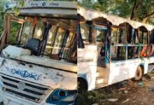 Photo of पंजाब में बड़ा सड़क हादसा: बस पलटने से 5 की मौत, 15 से ज्यादा घायल; हथियार तस्करी गिरोह का भी भंडाफोड़