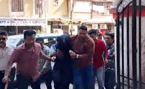 Photo of मीरा रोड में धर्म पूछकर हमला: ‘कलमा पढ़ने’ से इनकार पर गार्डों पर जानलेवा वार, ATS ने संभाली जांच