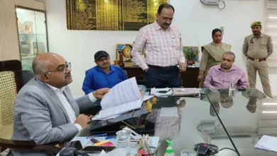 Photo of कानपुर कलेक्ट्रेट में बड़ी कार्रवाई: टाइपिंग टेस्ट में फेल 3 लिपिक बने चपरासी, प्रशासन में मची हलचल