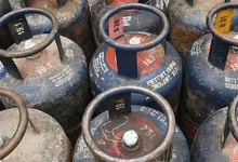 Photo of कॉमर्शियल एलपीजी सिलेंडर के दाम में बड़ा इजाफा, दिल्ली में 2078 रुपये के पार पहुंची कीमत