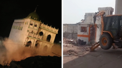 Photo of लखनऊ में हाई कोर्ट के आदेश पर अवैध मस्जिद ध्वस्त, रात में चला बुलडोजर