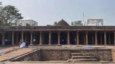 Photo of धार भोजशाला केस में मुस्लिम पक्ष को झटका, कोर्ट ने कहा- ‘यह मंदिर है, हिंदुओं को पूजा का अधिकार’