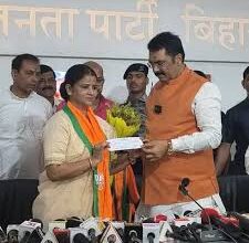 Photo of RJD से निष्कासित रितु जायसवाल बीजेपी में शामिल, बिहार की राजनीति में बढ़ी हलचल