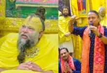 Photo of वृंदावन पहुंचे कैलाश खेर, प्रेमानंद महाराज के दरबार में भजनों से बांधा समां