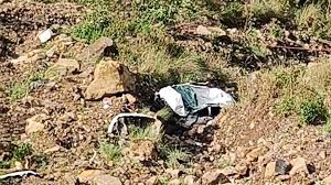 Photo of हिमाचल के चंबा में दर्दनाक हादसा, खाई में गिरी पर्यटकों की कार, 6 की मौत, 4 घायल