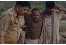 Photo of सोनभद्र में तस्करों का फिल्मी अंदाज, पुलिस से बचने को उड़ाए नोट, दो घंटे की मुठभेड़ के बाद एक गिरफ्तार