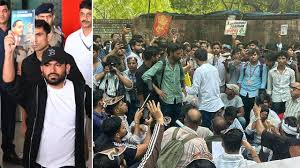 Photo of जंतर-मंतर पर CJP का प्रदर्शन शुरू, सोनम वांगचुक भी हुए शामिल; शिक्षा मंत्री के इस्तीफे की मांग