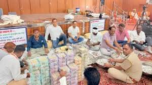 Photo of सांवलिया सेठ के दरबार में आस्था की बरसात, जून में चढ़ा 40.81 करोड़ रुपये का चढ़ावा; सोना-चांदी भी भरपूर मिला