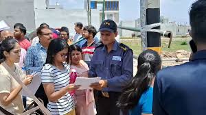 Photo of NEET री-एग्जाम से पहले NTA की बड़ी गाइडलाइन, धार्मिक प्रतीकों और ड्रेस कोड पर साफ निर्देश