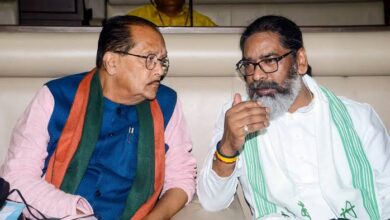 Photo of झारखंड की राजनीति में बढ़ी हलचल, वित्त मंत्री राधाकृष्ण किशोर की नाराजगी के बीच सियासी अटकलें तेज