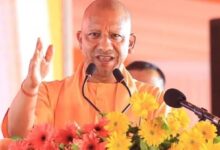 Photo of अयोध्या से CM योगी का सपा-कांग्रेस पर बड़ा हमला, बोले- ‘हनुमानगढ़ी की सीढ़ियों पर नमाज पढ़वाने का पाप किया’