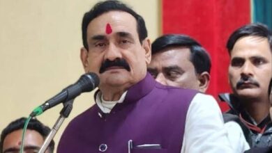 Photo of दतिया उपचुनाव में BJP में बगावत! नरोत्तम मिश्रा को टिकट न मिलने पर जिलाध्यक्ष समेत पूरी कार्यकारिणी का इस्तीफा