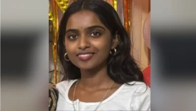 Photo of बेंगलुरु में 20 वर्षीय छात्रा का शव तालाब से बरामद, बॉयफ्रेंड और मां को भेजे थे आखिरी मैसेज, जांच में जुटी पुलिस
