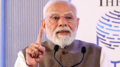Photo of Khelo India: पीएम मोदी का युवाओं से सीधा संवाद, बोले- जो खेलते हैं वो खिलते हैं, खेल जिंदगी की चुनौतियों से लड़ना सिखाता है