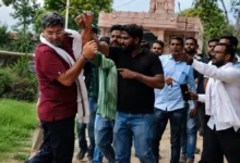 Photo of जयपुर में सरकारी स्कूल के निरीक्षण पर बवाल, CJP कार्यकर्ताओं का ग्रामीणों ने किया विरोध, धक्का-मुक्की के आरोप