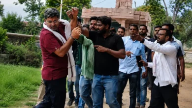 Photo of जयपुर में सरकारी स्कूल के निरीक्षण पर बवाल, CJP कार्यकर्ताओं का ग्रामीणों ने किया विरोध, धक्का-मुक्की के आरोप