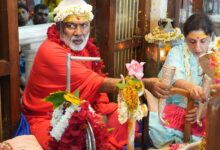 Photo of जल शक्ति मंत्री स्वतंत्र देव सिंह पहुंचे दक्षिण काली मंदिर, आचार्य महामंडलेश्वर कैलाशानंद गिरी जी महाराज का लिया आशीर्वाद