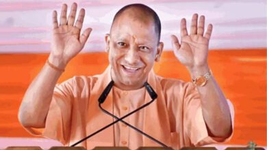 Photo of ‘पैसों की कमी नहीं होगी’, बच्चे के इलाज के लिए CM योगी ने दिए मदद के निर्देश