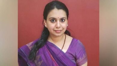 Photo of IAS दिव्या मित्तल ने दिया इस्तीफा, 13 साल की सेवा के बाद भावुक पोस्ट में लिखा – ‘पद छूट गया, लेकिन वह स्पर्श जीवन भर नहीं छूटेगा’