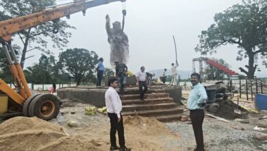 Photo of दिशोम गुरु शिबू सोरेन की पहली पुण्यतिथि कल, पैतृक गांव नेमरा-लुकैयाटांड़ में होगा भव्य श्रद्धांजलि समारोह