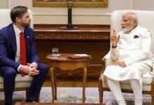 Photo of PM मोदी से JD वेंस की फोन पर बातचीत, भारत-अमेरिका रिश्तों पर हुई चर्चा, रूसी तेल को लेकर बढ़ा दबाव