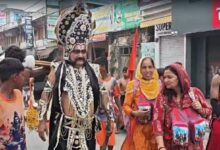 Photo of सावन में अनोखी कांवड़ यात्रा: रावण के वेश में शिवभक्त बना आकर्षण का केंद्र, हरिद्वार से दिल्ली तक पैदल यात्रा