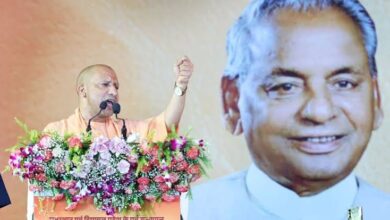 Photo of हिंदू गौरव दिवस पर CM योगी का सपा पर हमला, बोले- कल्याण सिंह का सम्मान न करना राजनीतिक शिष्टाचार के खिलाफ